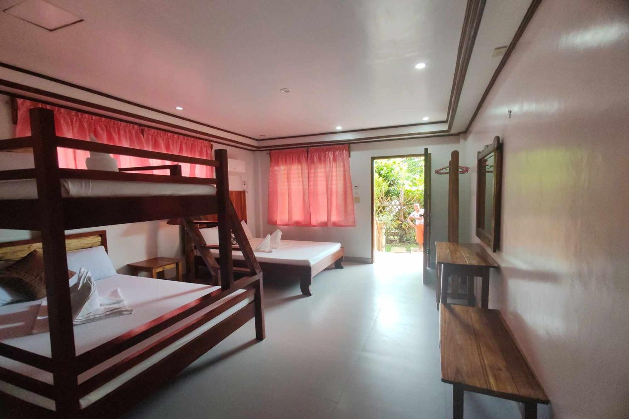 Summer Homes Beach Resort And Cottages Palawan Barton Eksteriør bilde